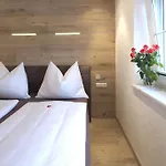 Διαμέρισμα Rent Michael *