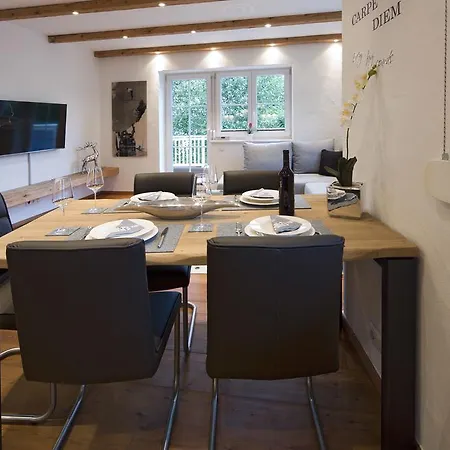 Rent Michael Apartamento