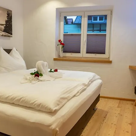 Rent Michael アパート